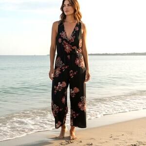 Maurices Black Floral Jumpsuit Womens Large V-Neck Boho 1-Piece Jumper Pantsuit